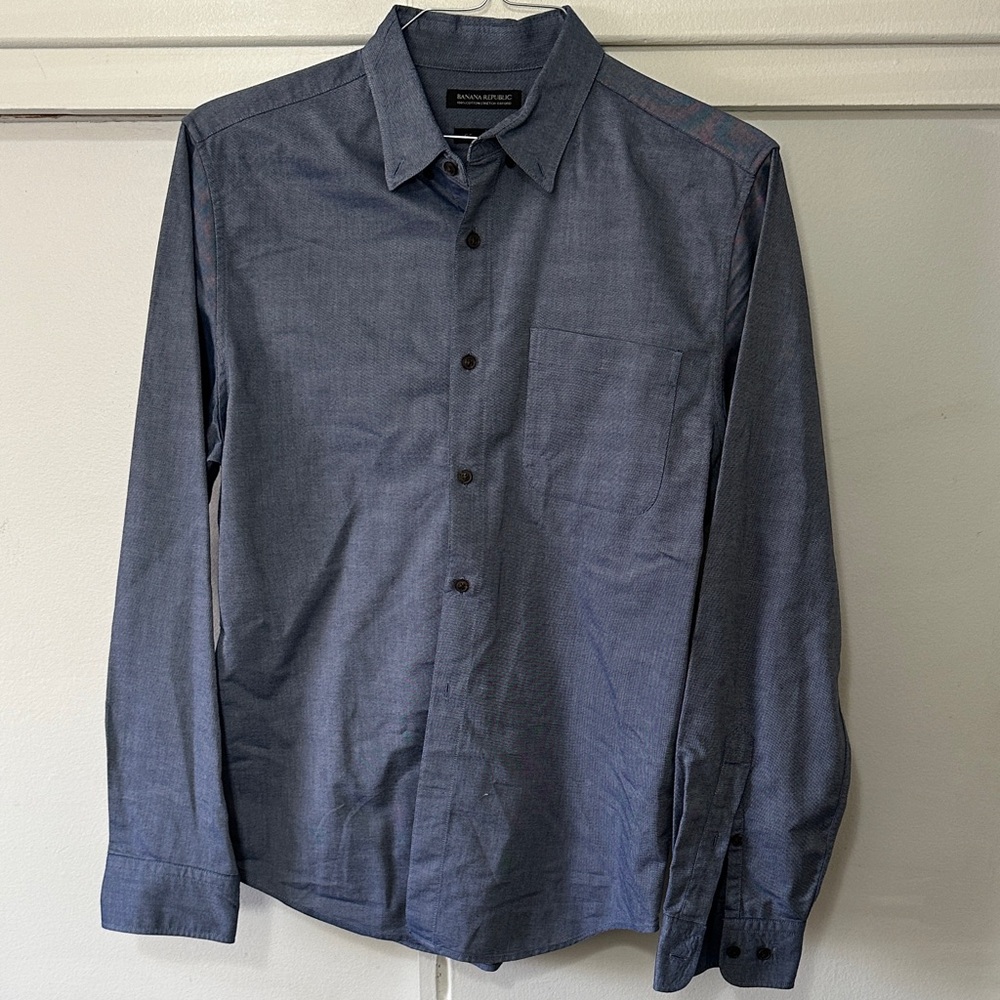 Banana Republic Men's Button-Down Shirt in Slate Blue